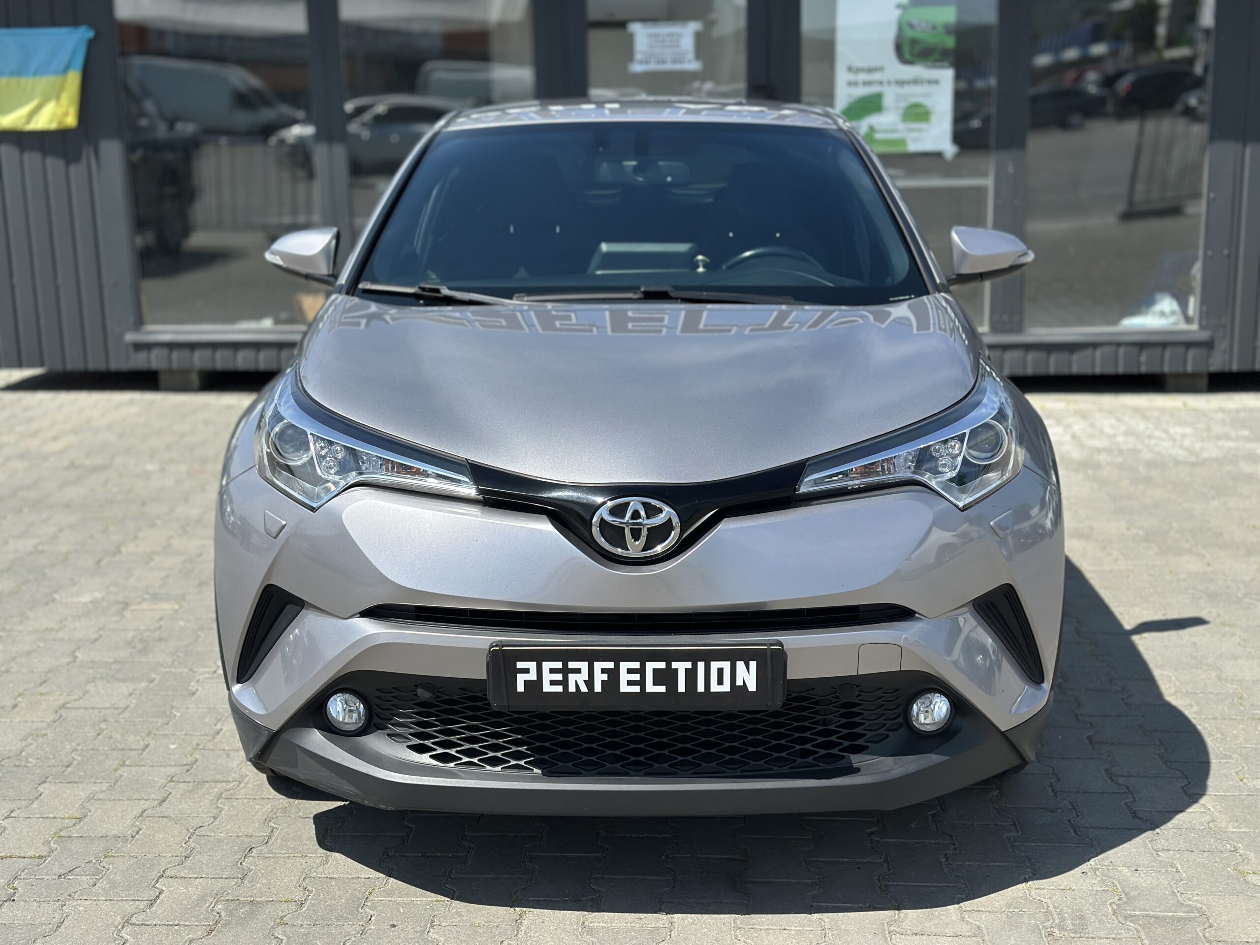 TOYOTA C-HR 2016 РОКУ