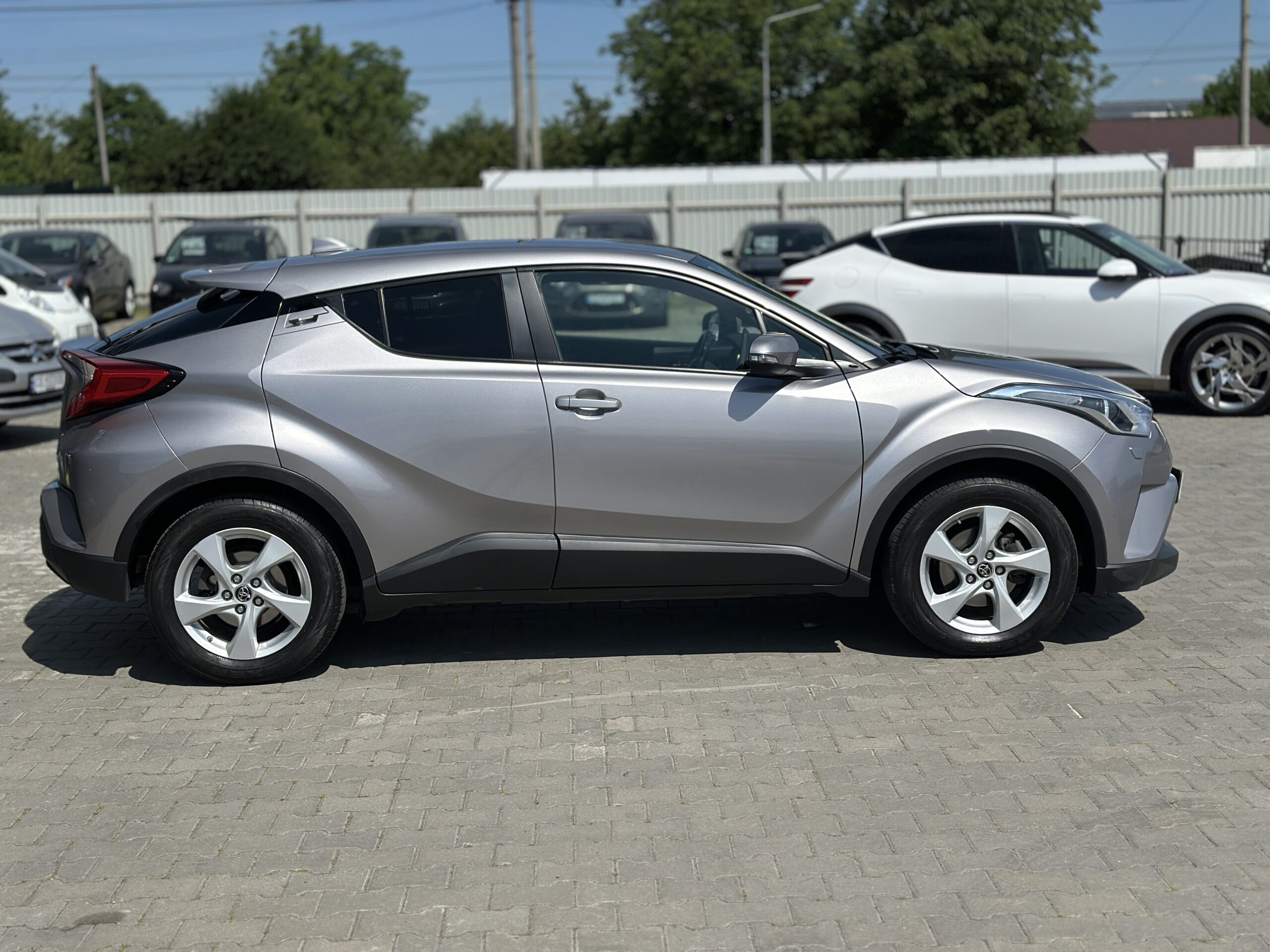TOYOTA C-HR 2016 РОКУ