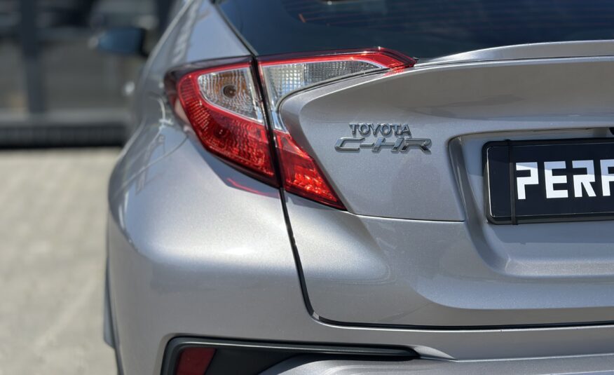 TOYOTA C-HR 2016 РОКУ