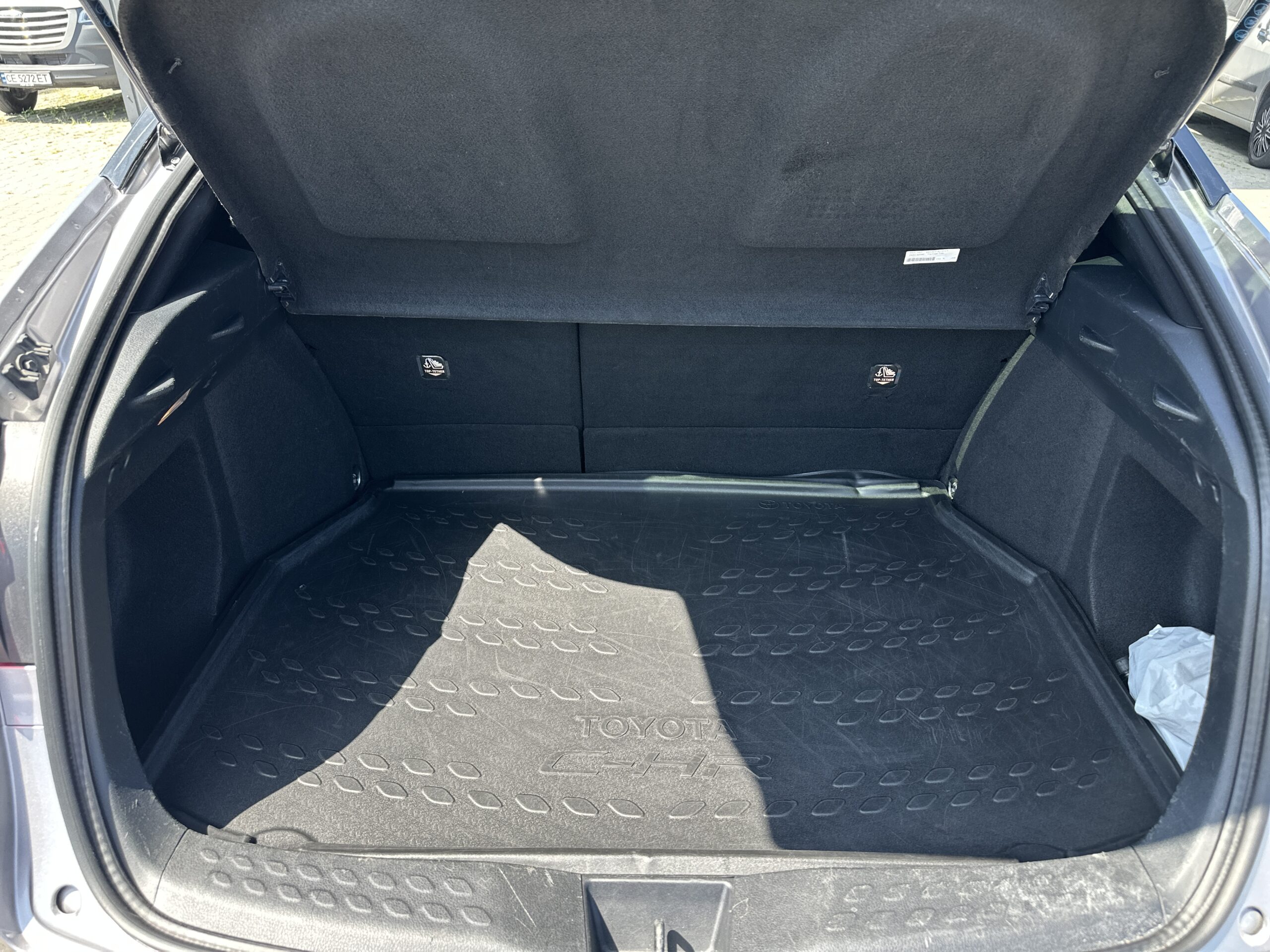 TOYOTA C-HR 2016 РОКУ