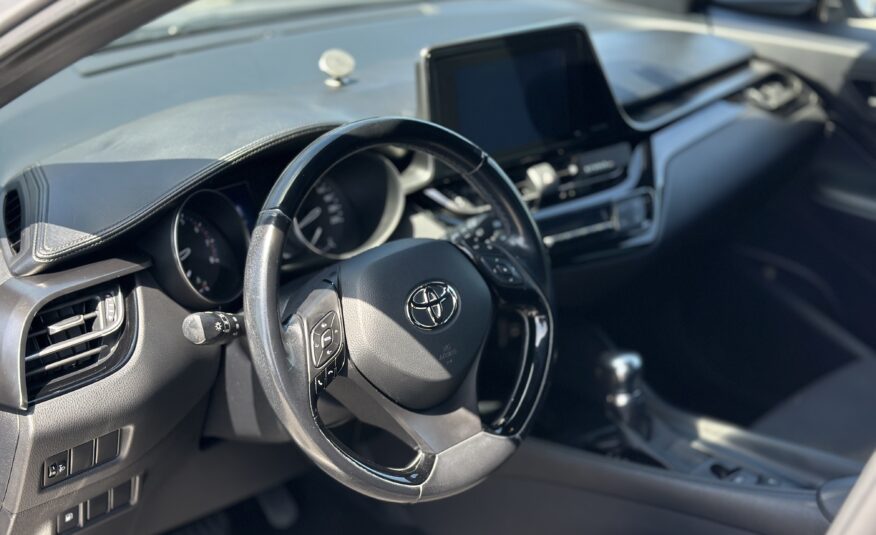 TOYOTA C-HR 2016 РОКУ