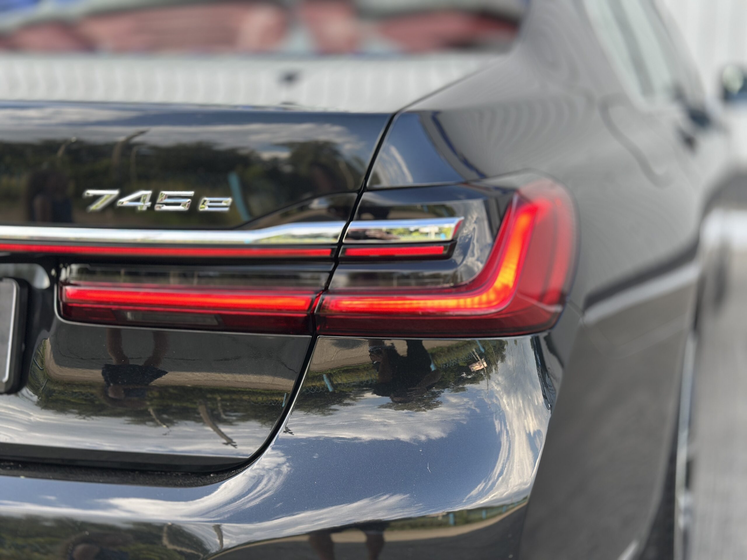 BMW 745e xDrive Plug in hybrid G12 FL 2019 РОКУ