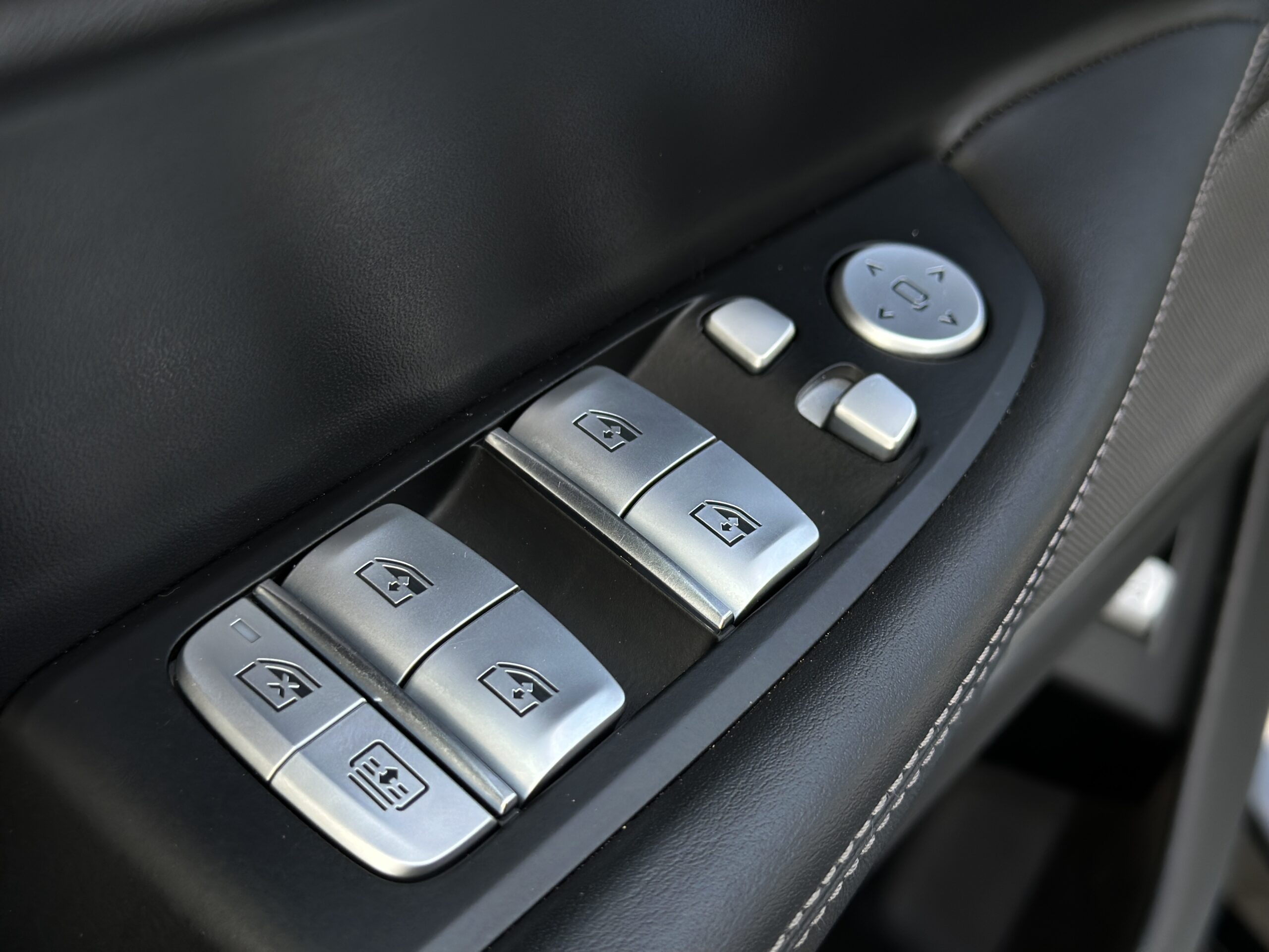 BMW 745e xDrive Plug in hybrid G12 FL 2019 РОКУ