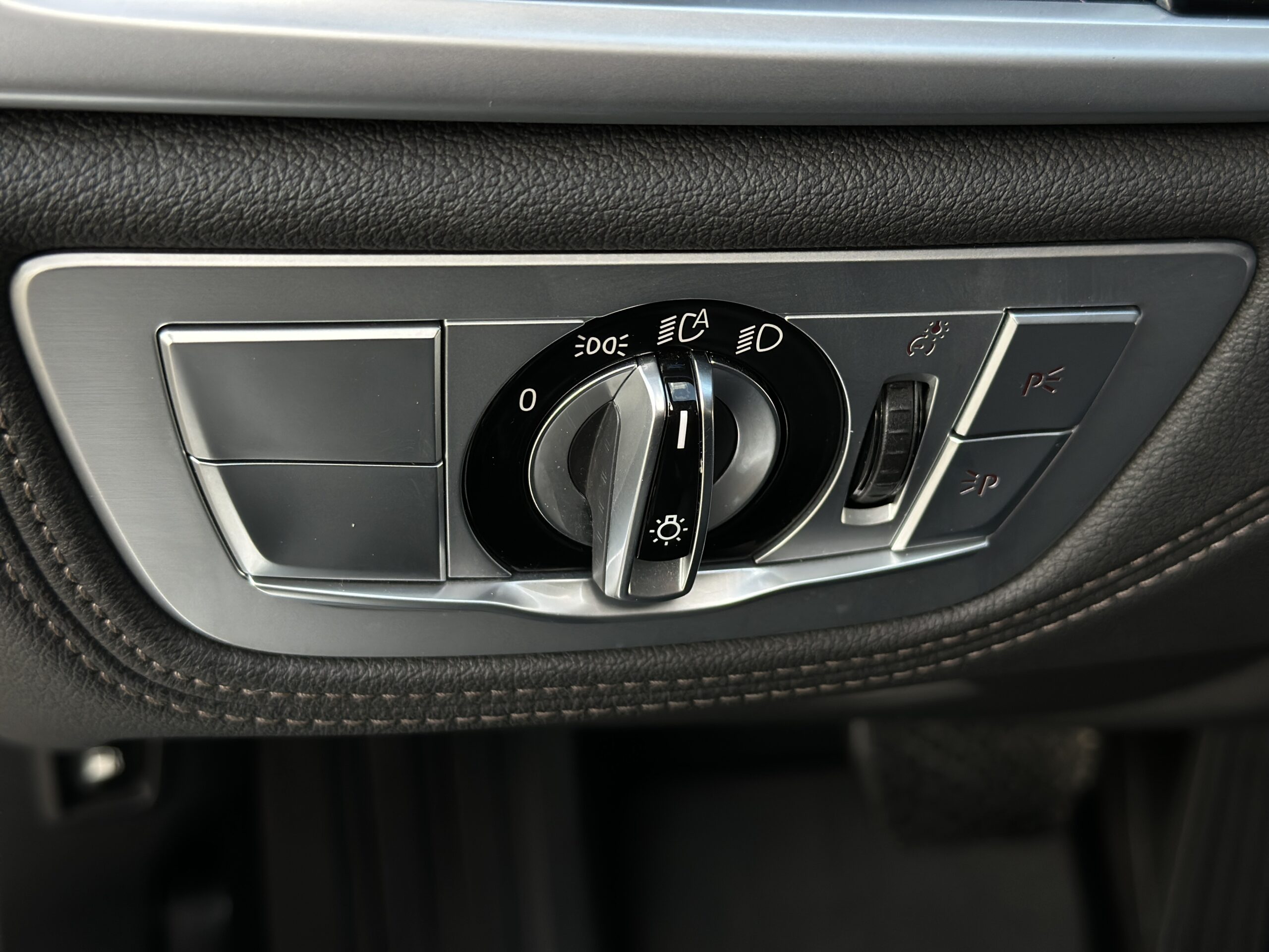 BMW 745e xDrive Plug in hybrid G12 FL 2019 РОКУ