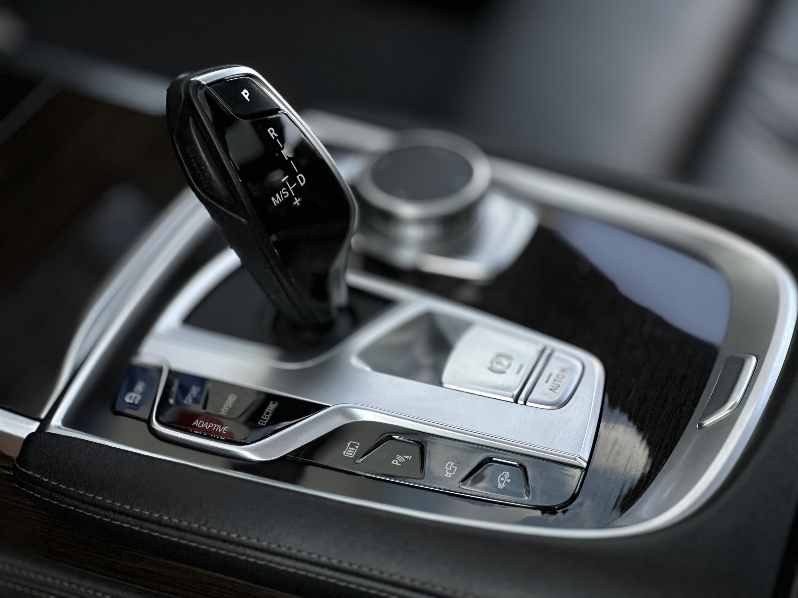 BMW 745e xDrive Plug in hybrid G12 FL 2019 РОКУ