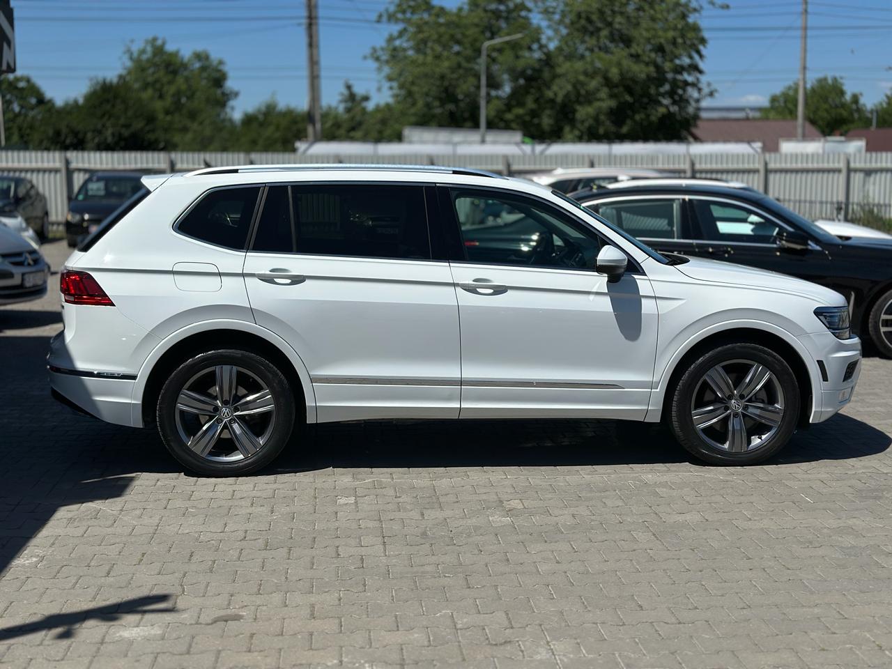 VOLKSWAGEN TIGUAN SEL 2018 РОКУ