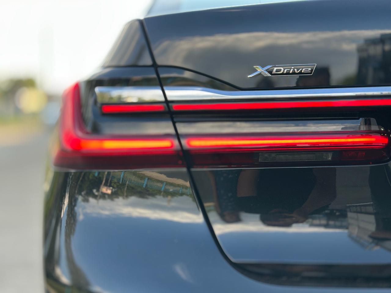 BMW 745e xDrive Plug in hybrid G12 FL 2019 РОКУ