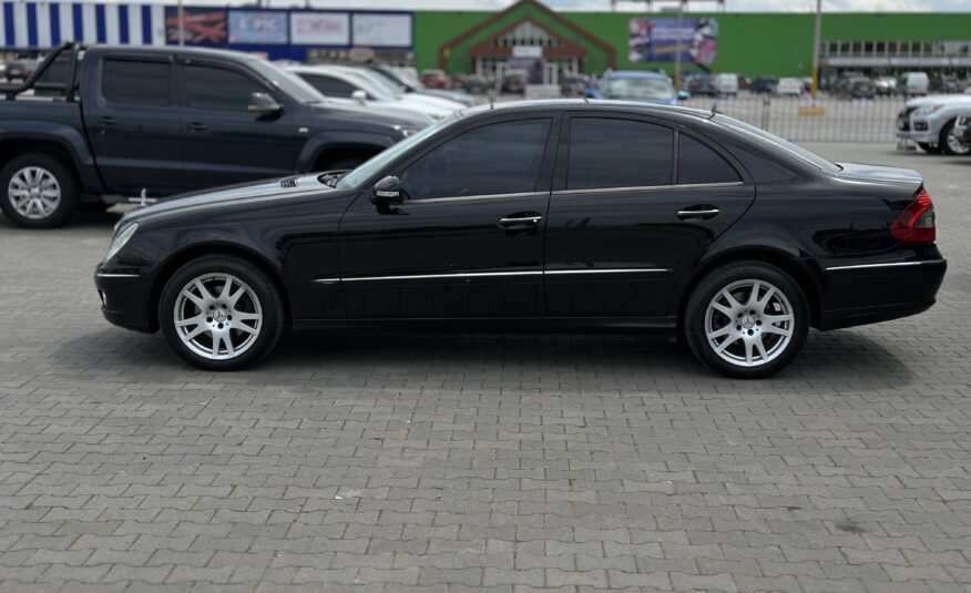 MERCEDES BENZ W211 2006 РОКУ