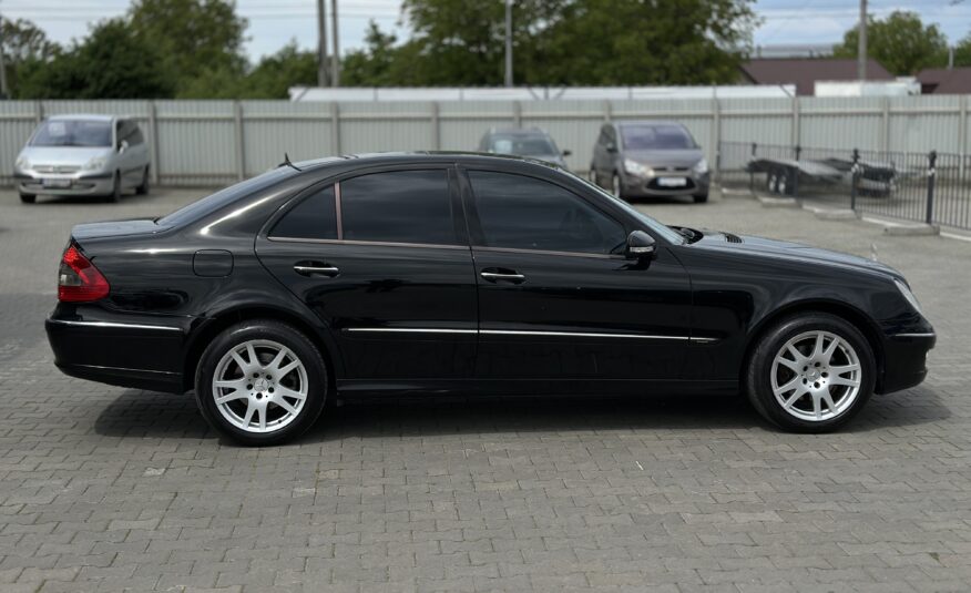 MERCEDES BENZ W211 2006 РОКУ