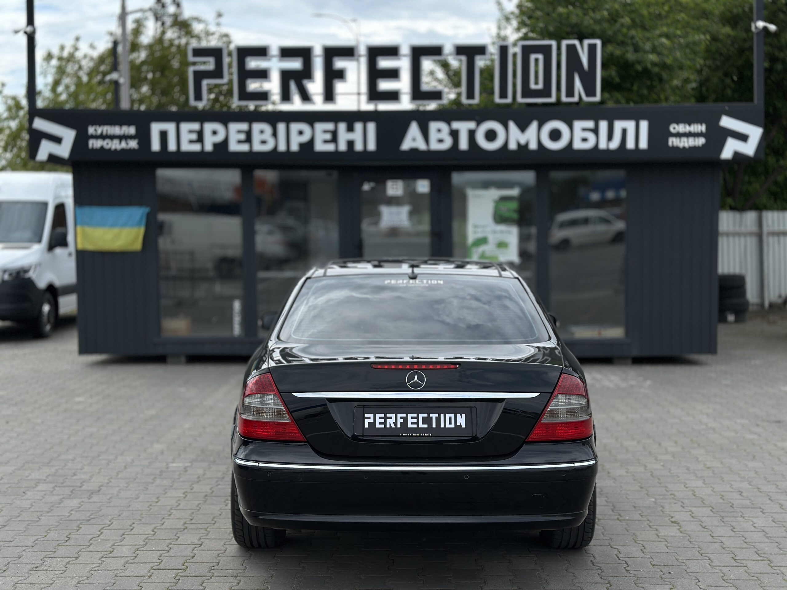 MERCEDES BENZ W211 2006 РОКУ