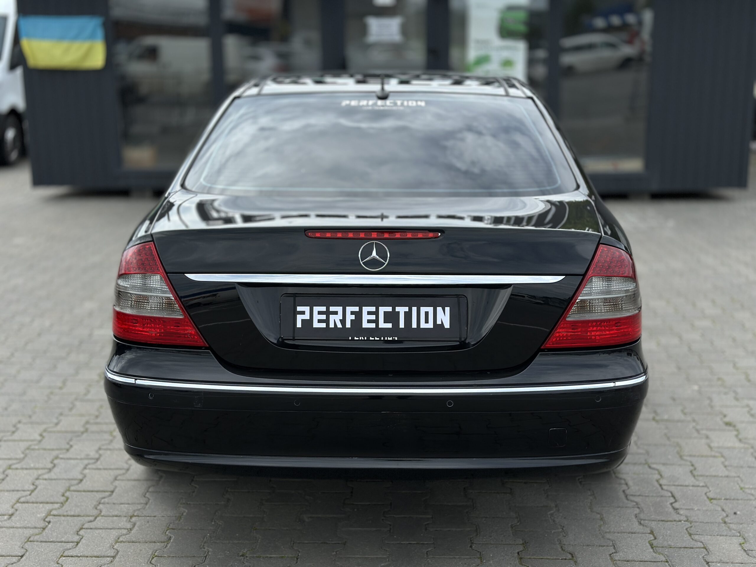 MERCEDES BENZ W211 2006 РОКУ