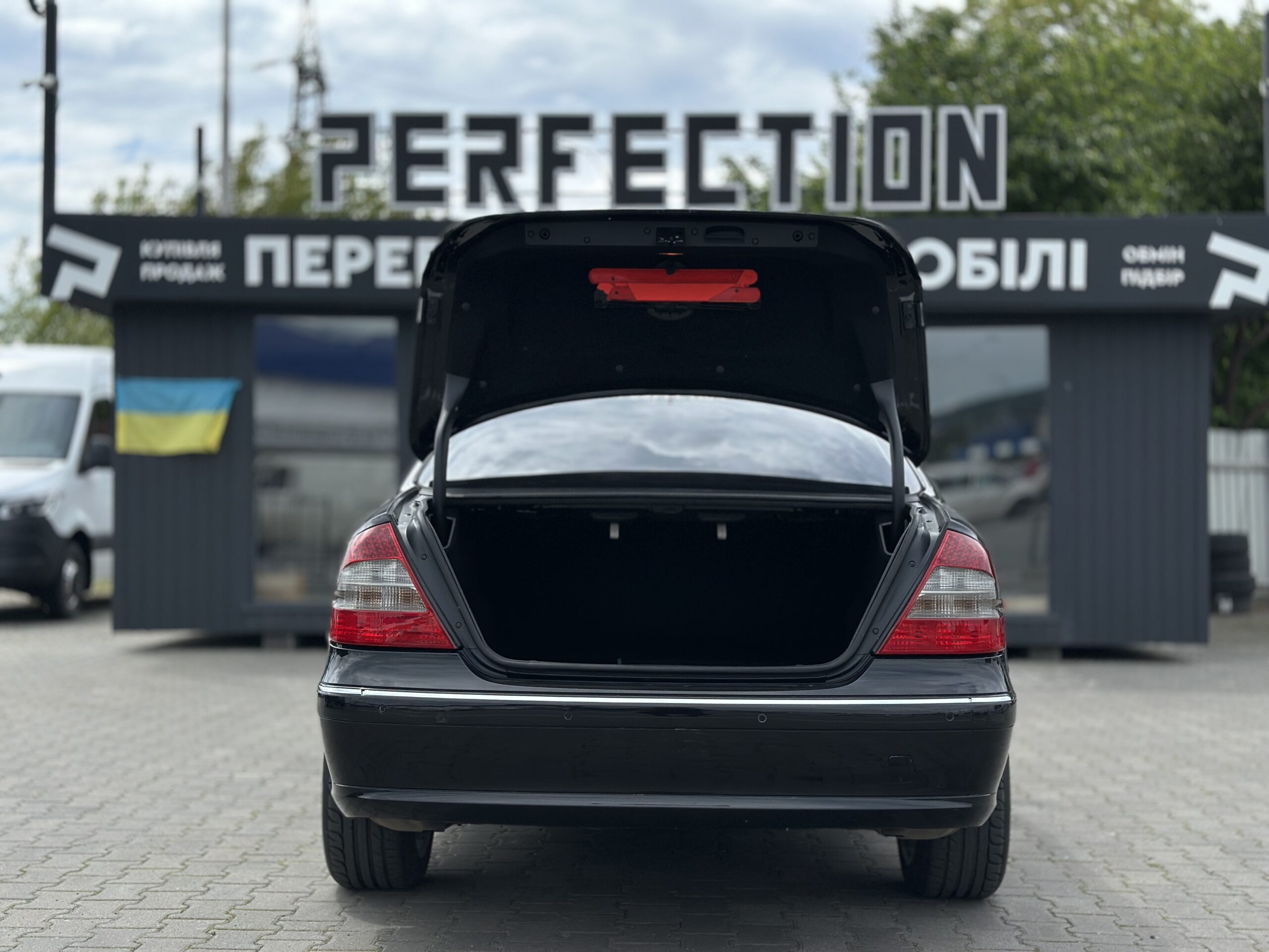 MERCEDES BENZ W211 2006 РОКУ
