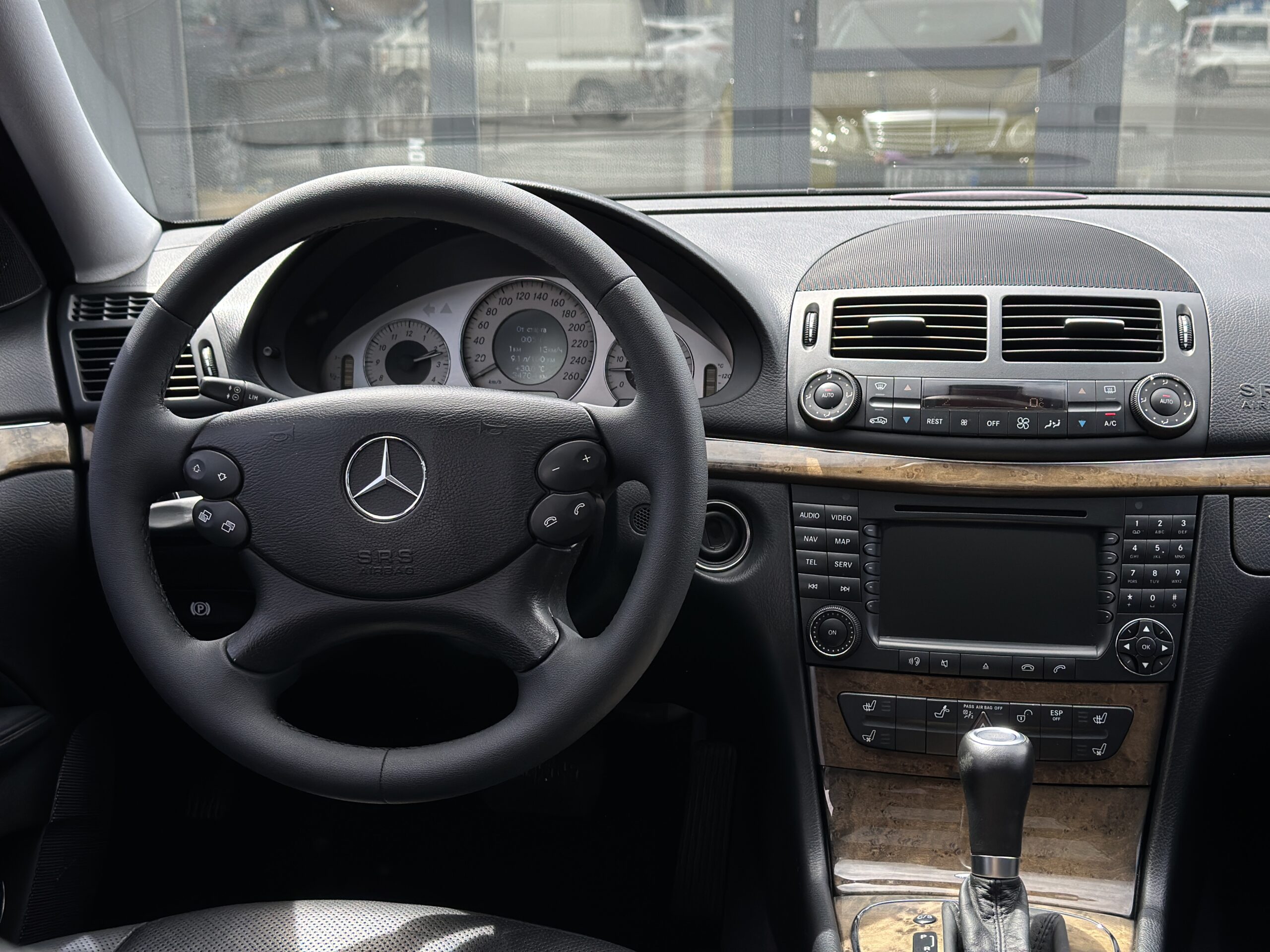 MERCEDES BENZ W211 2006 РОКУ