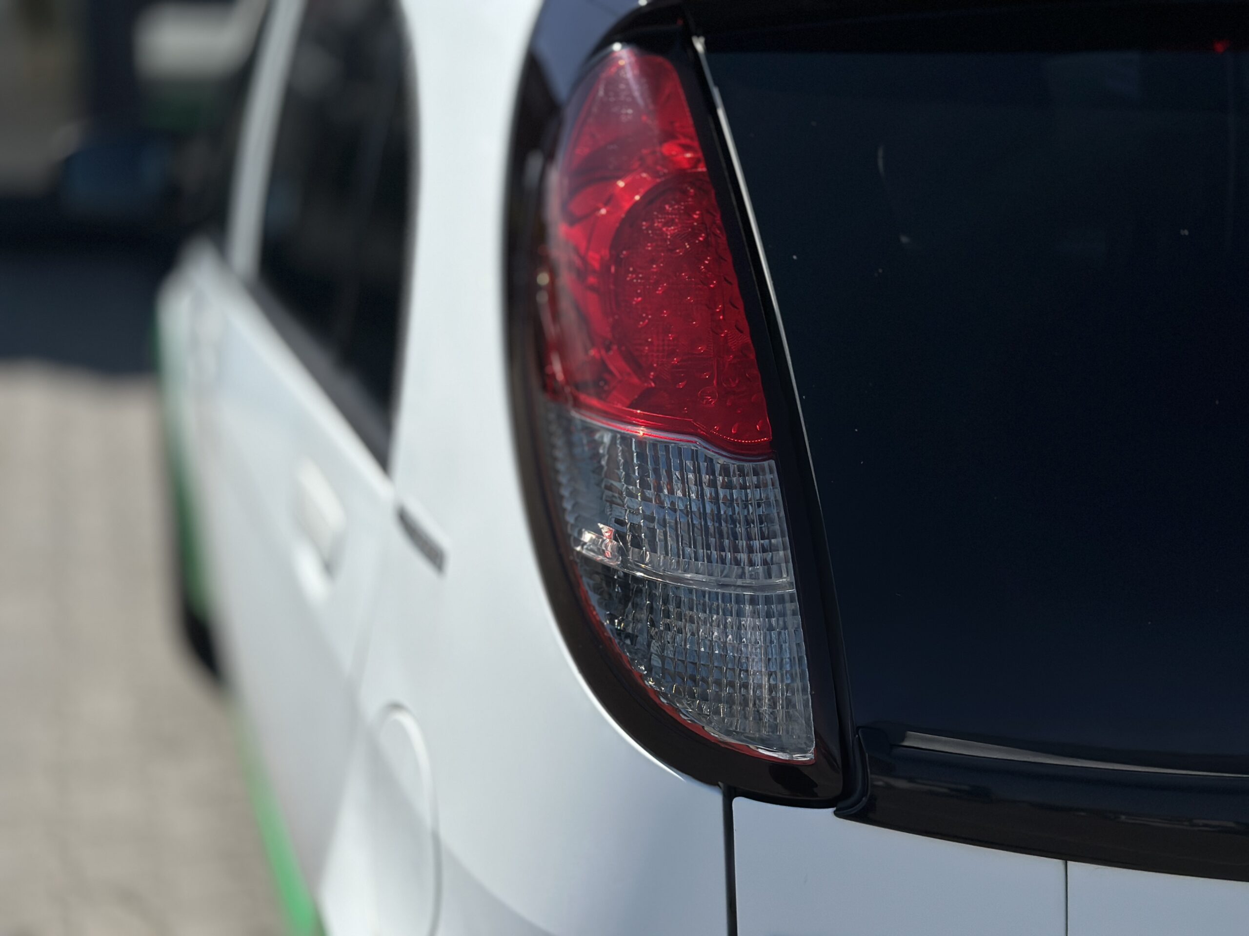 PEUGEOT ION 2012 РОКУ