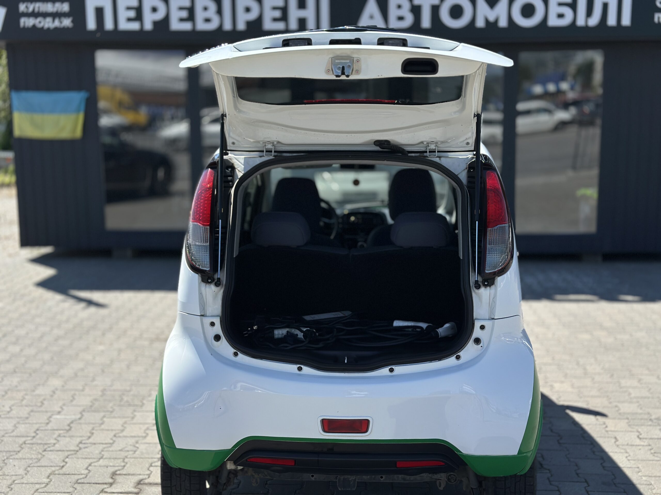 PEUGEOT ION 2012 РОКУ