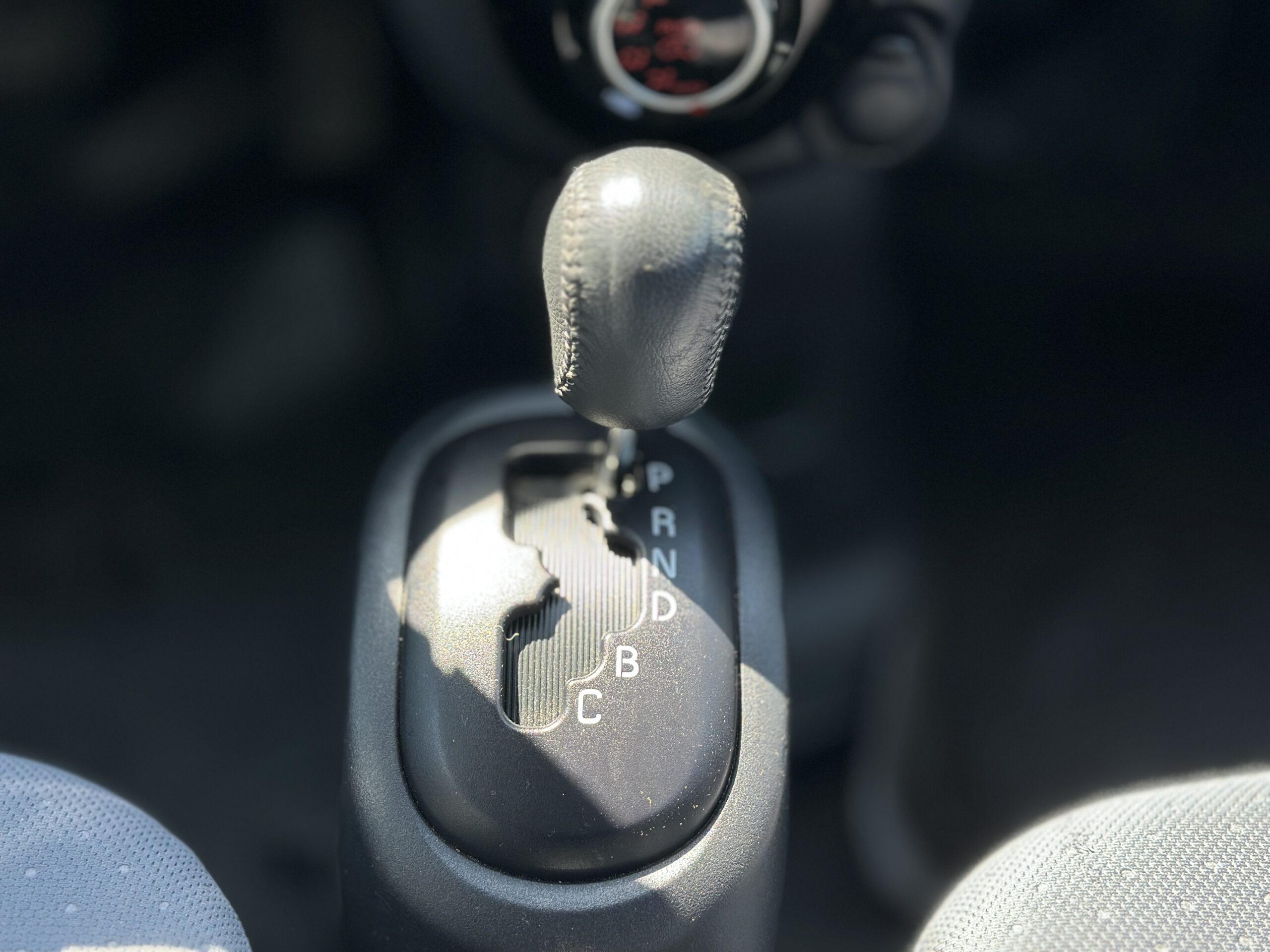 PEUGEOT ION 2012 РОКУ