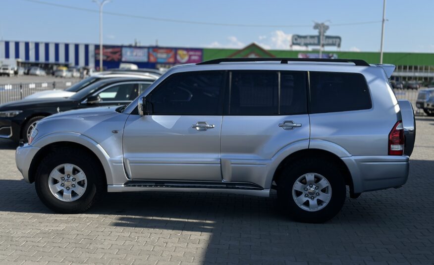 MITSUBISHI PAJERO 2007 РОКУ
