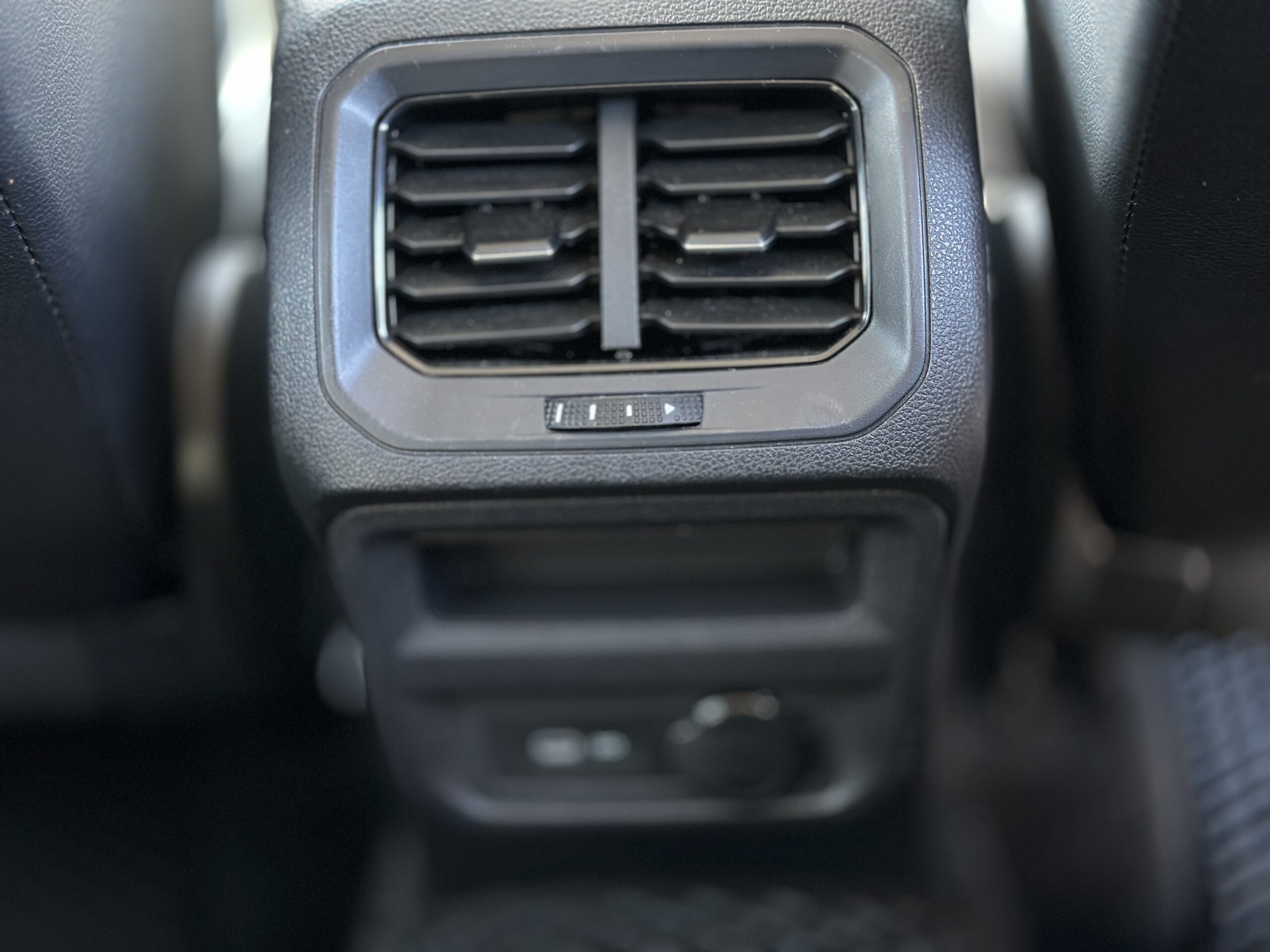 VOLKSWAGEN TIGUAN 2023 РОКУ