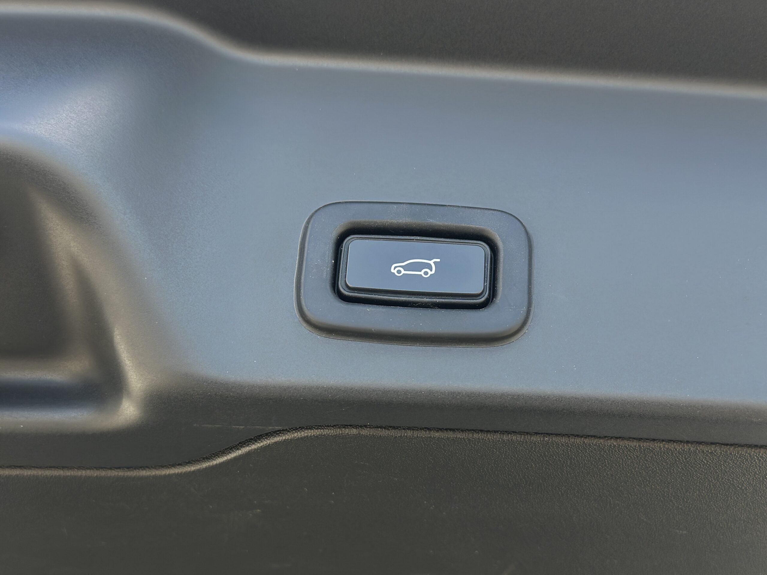 LAND ROVER RANGE ROVER EVOQUE 2019 РОКУ