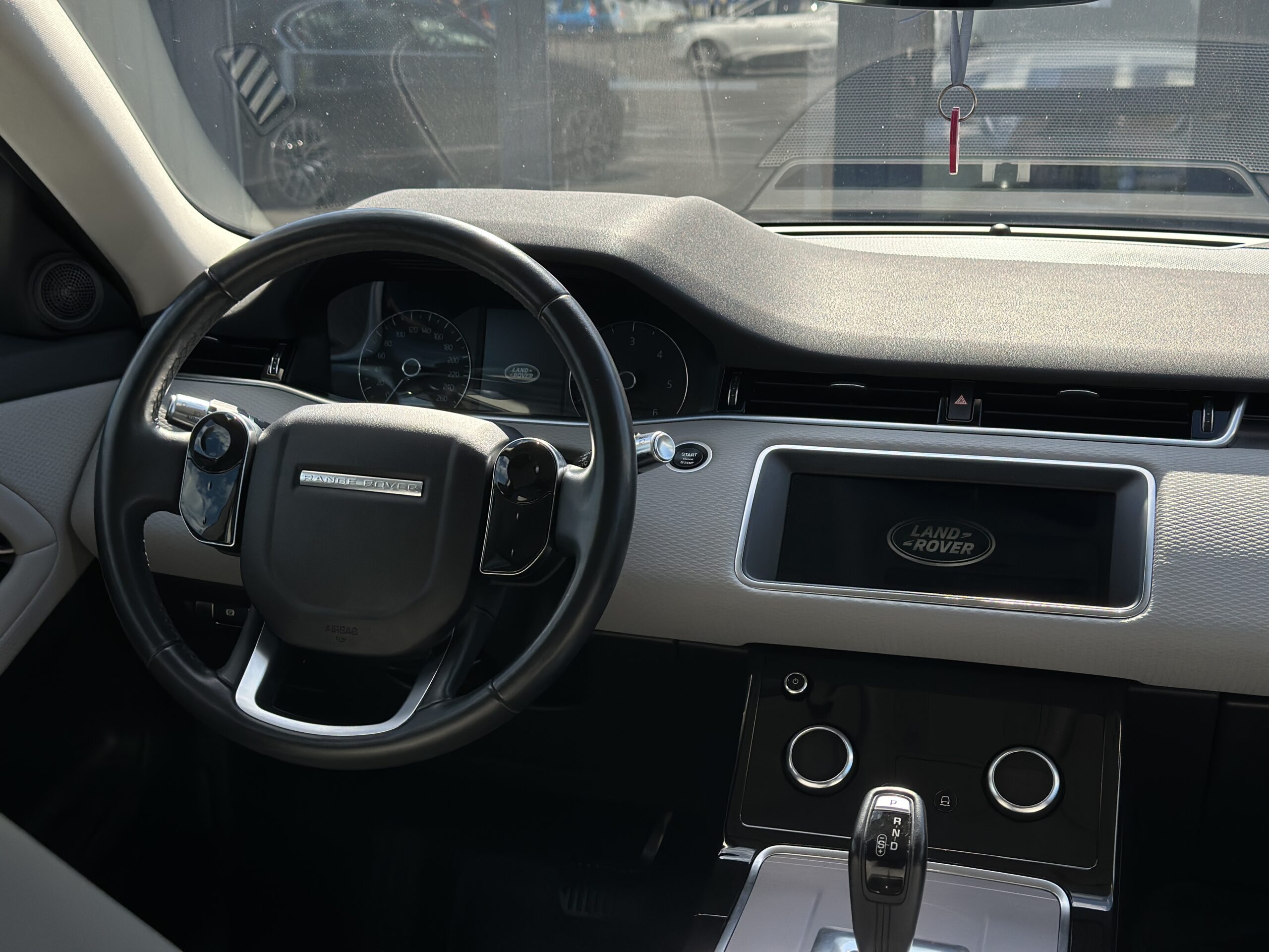 LAND ROVER RANGE ROVER EVOQUE 2019 РОКУ