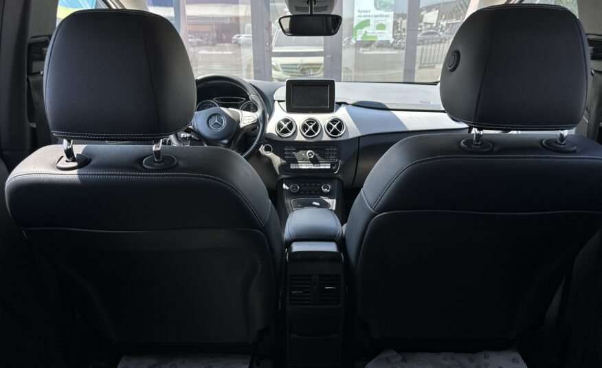 MERCEDES BENZ B250E 2015 РОКУ
