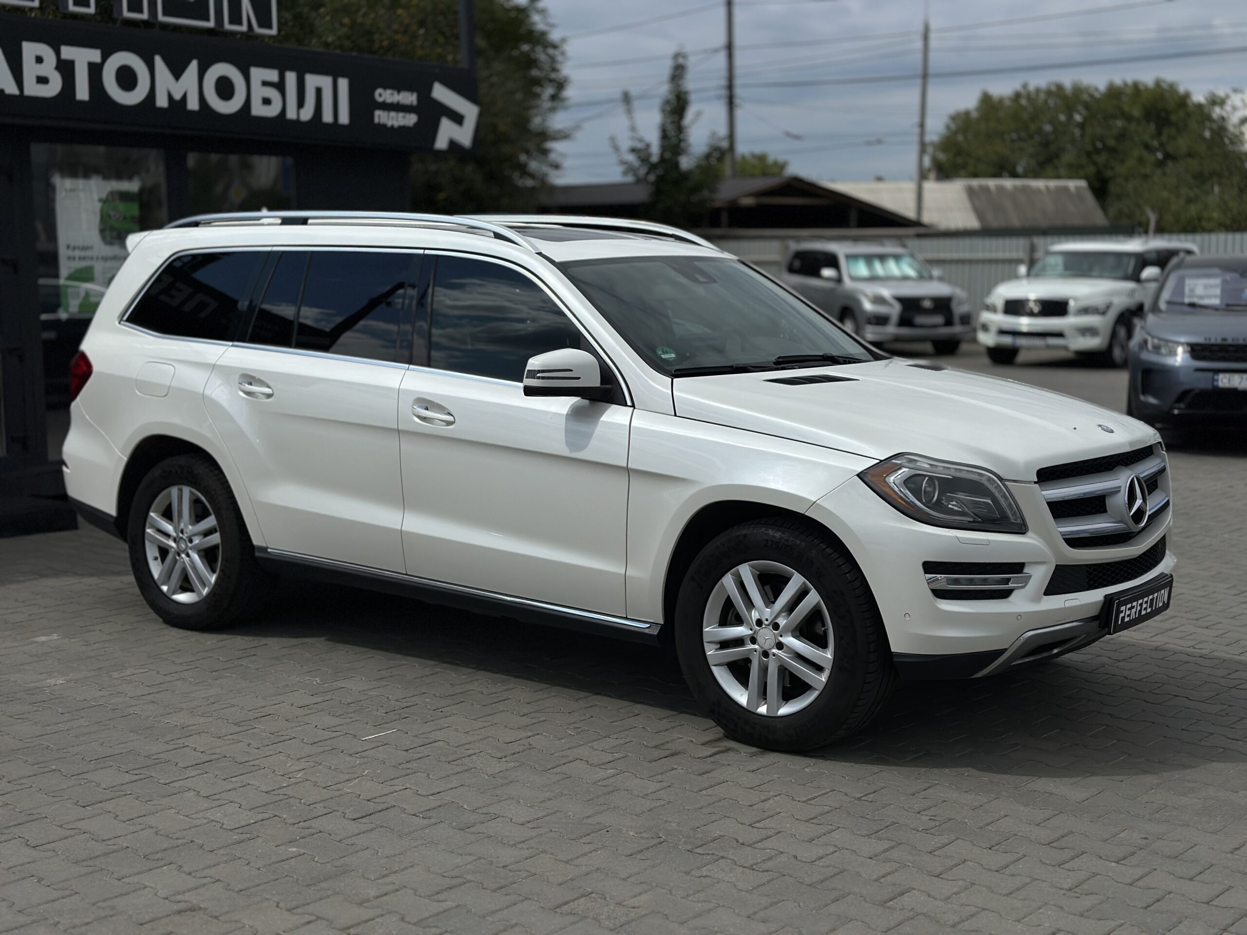MERCEDES BENZ GL 450 2014 РОКУ