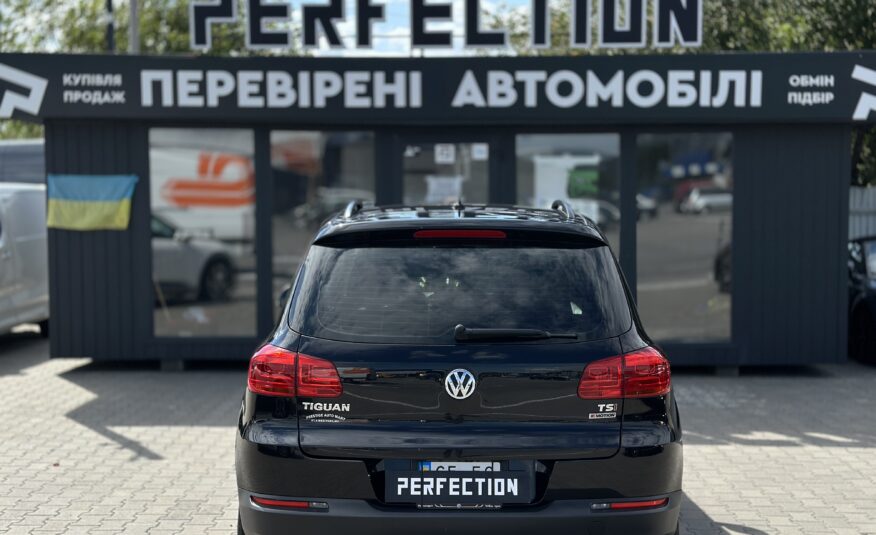 VOLKSWAGEN TIGUAN 2016 РОКУ
