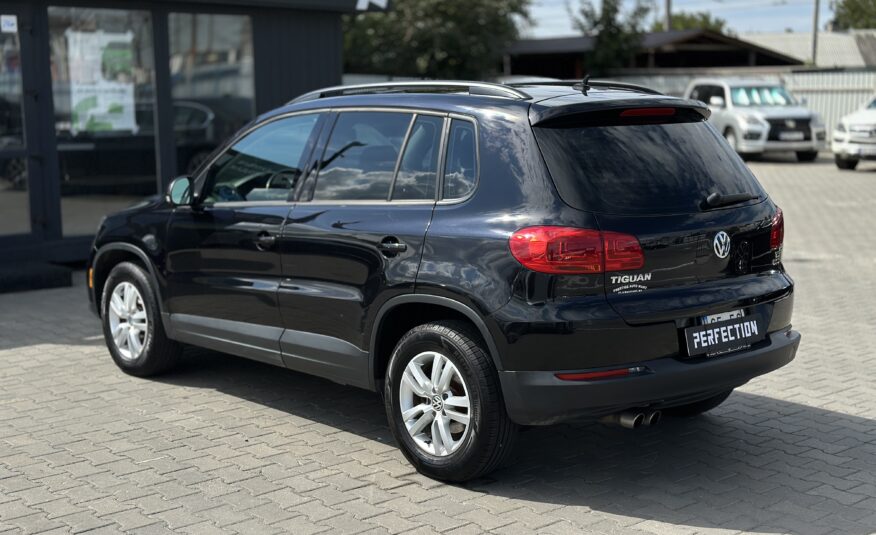 VOLKSWAGEN TIGUAN 2016 РОКУ