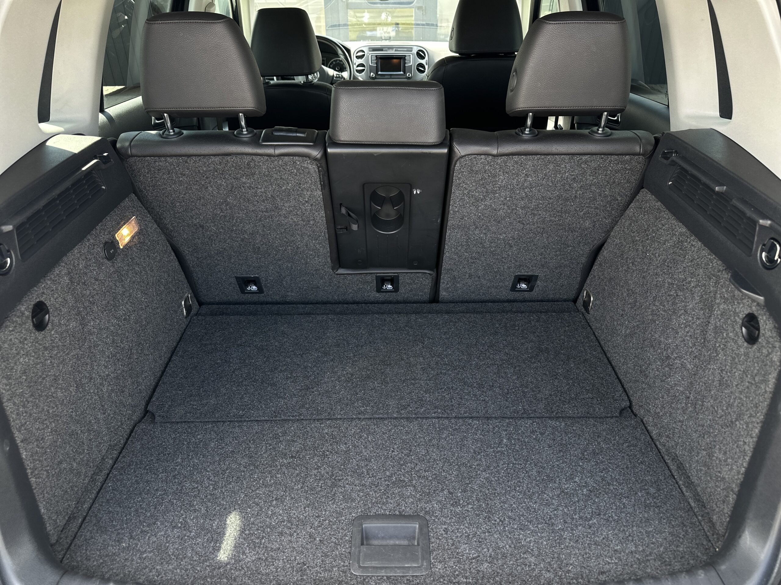 VOLKSWAGEN TIGUAN 2016 РОКУ