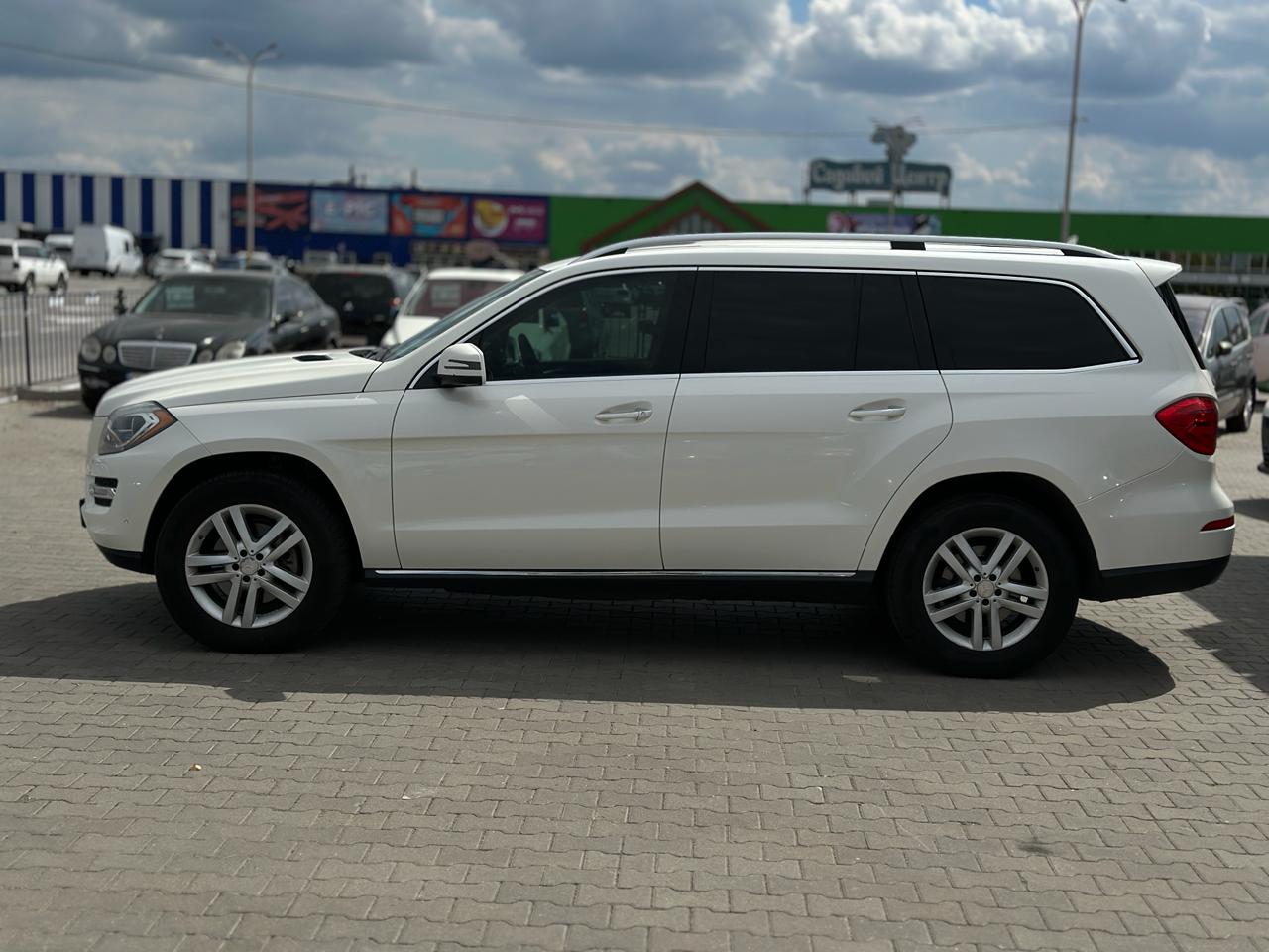 MERCEDES BENZ GL 450 2014 РОКУ
