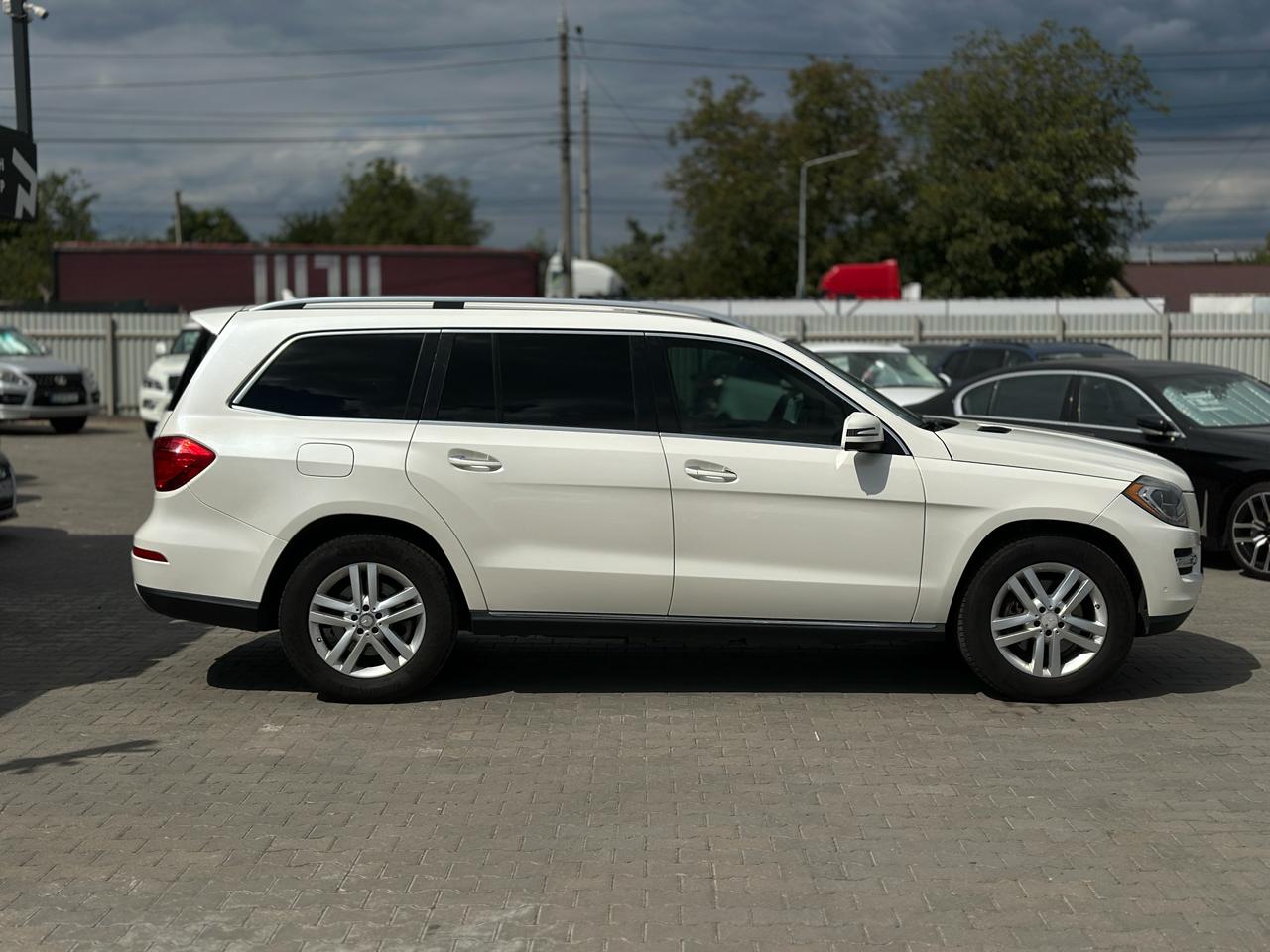 MERCEDES BENZ GL 450 2014 РОКУ
