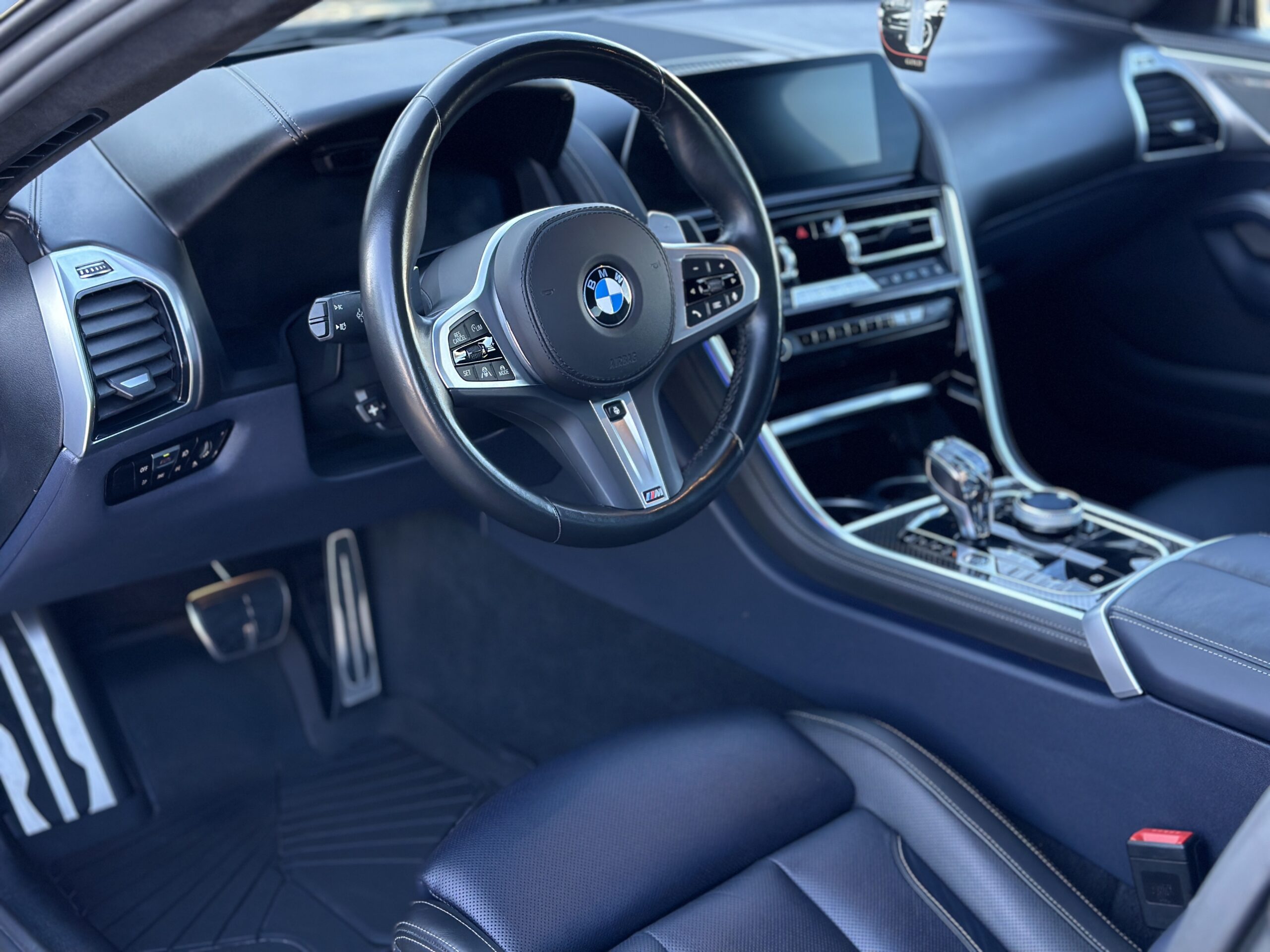 BMW M850i 2021 РОКУ