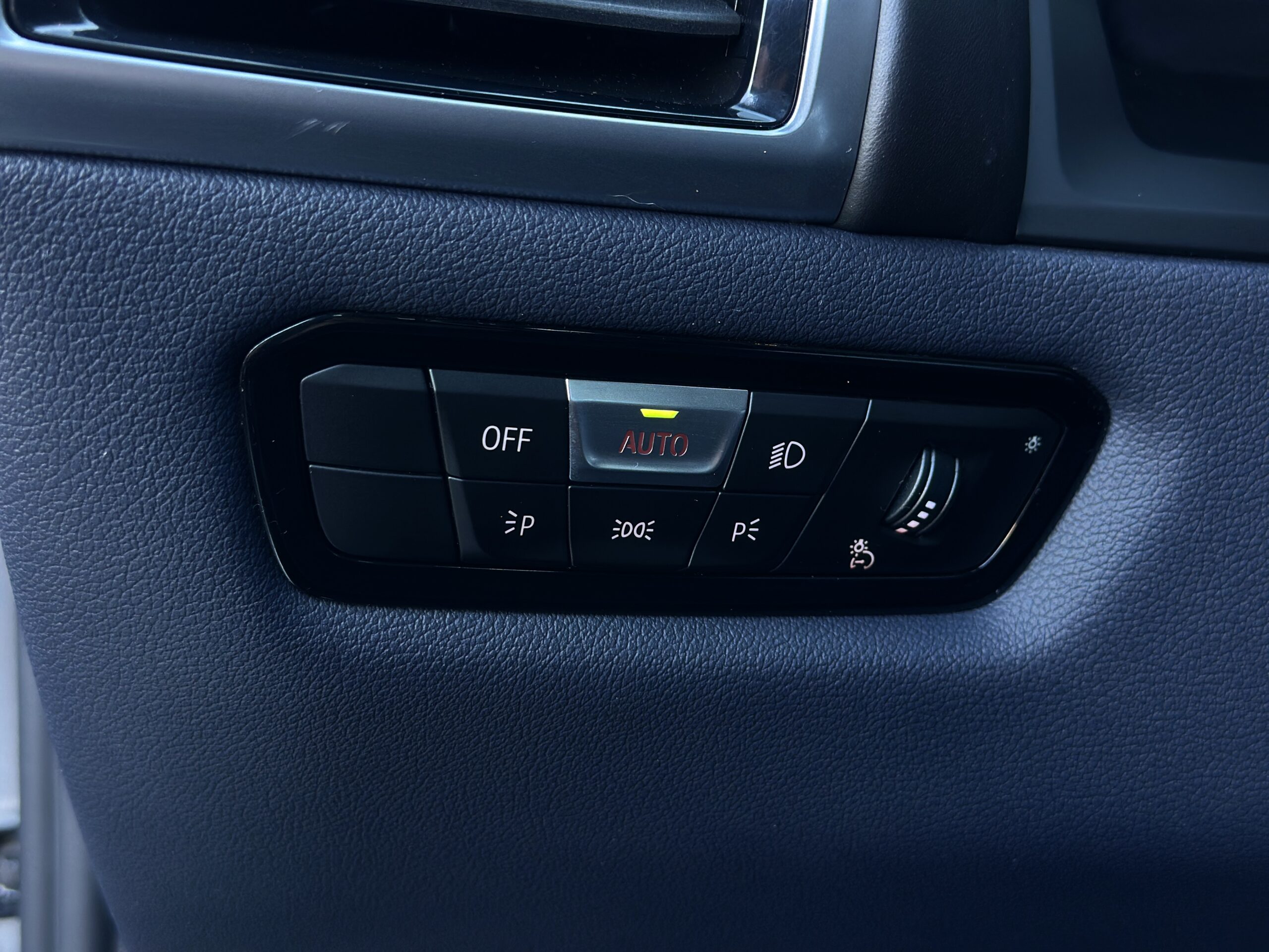 BMW M850i 2021 РОКУ