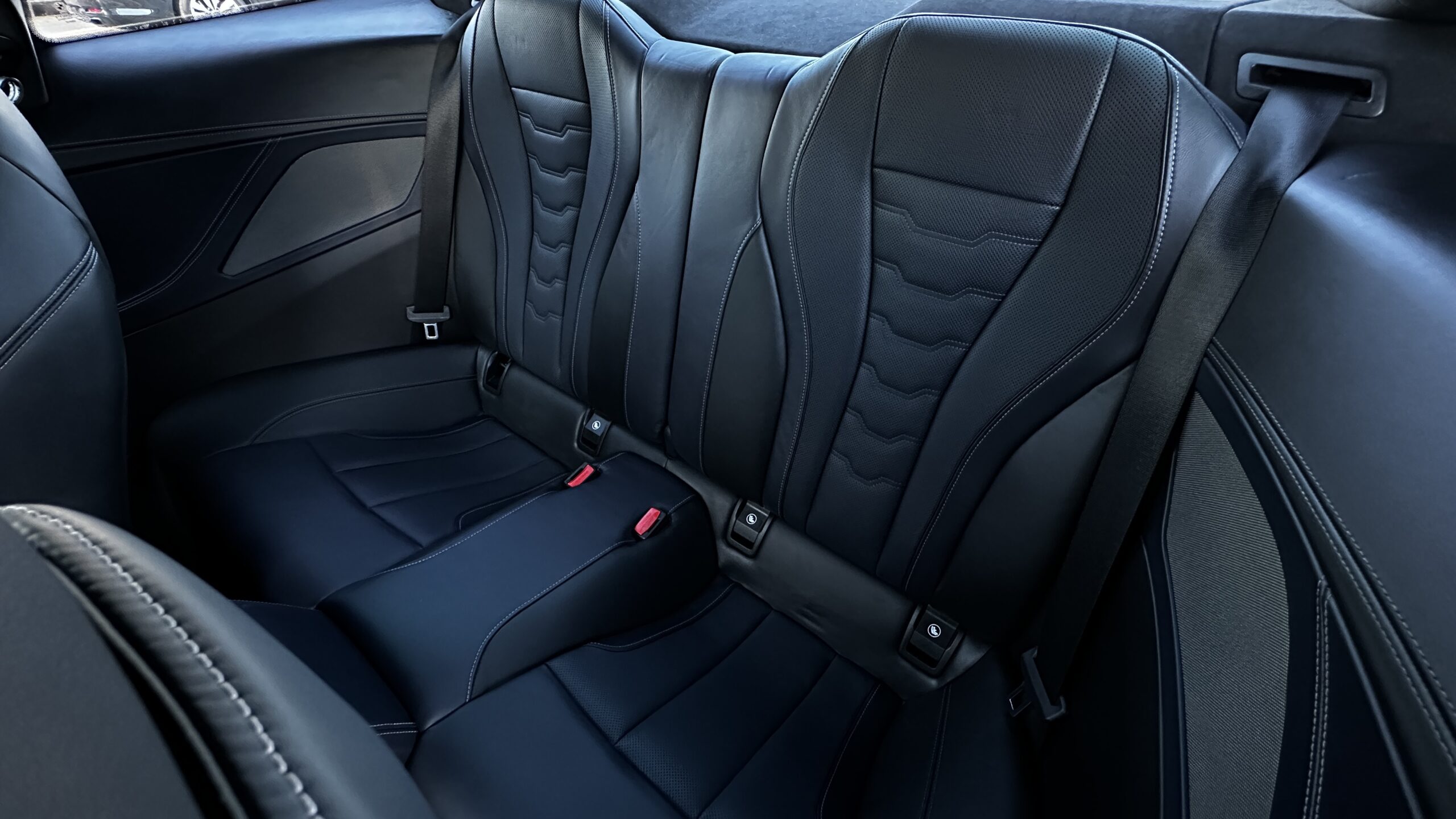 BMW M850i 2021 РОКУ