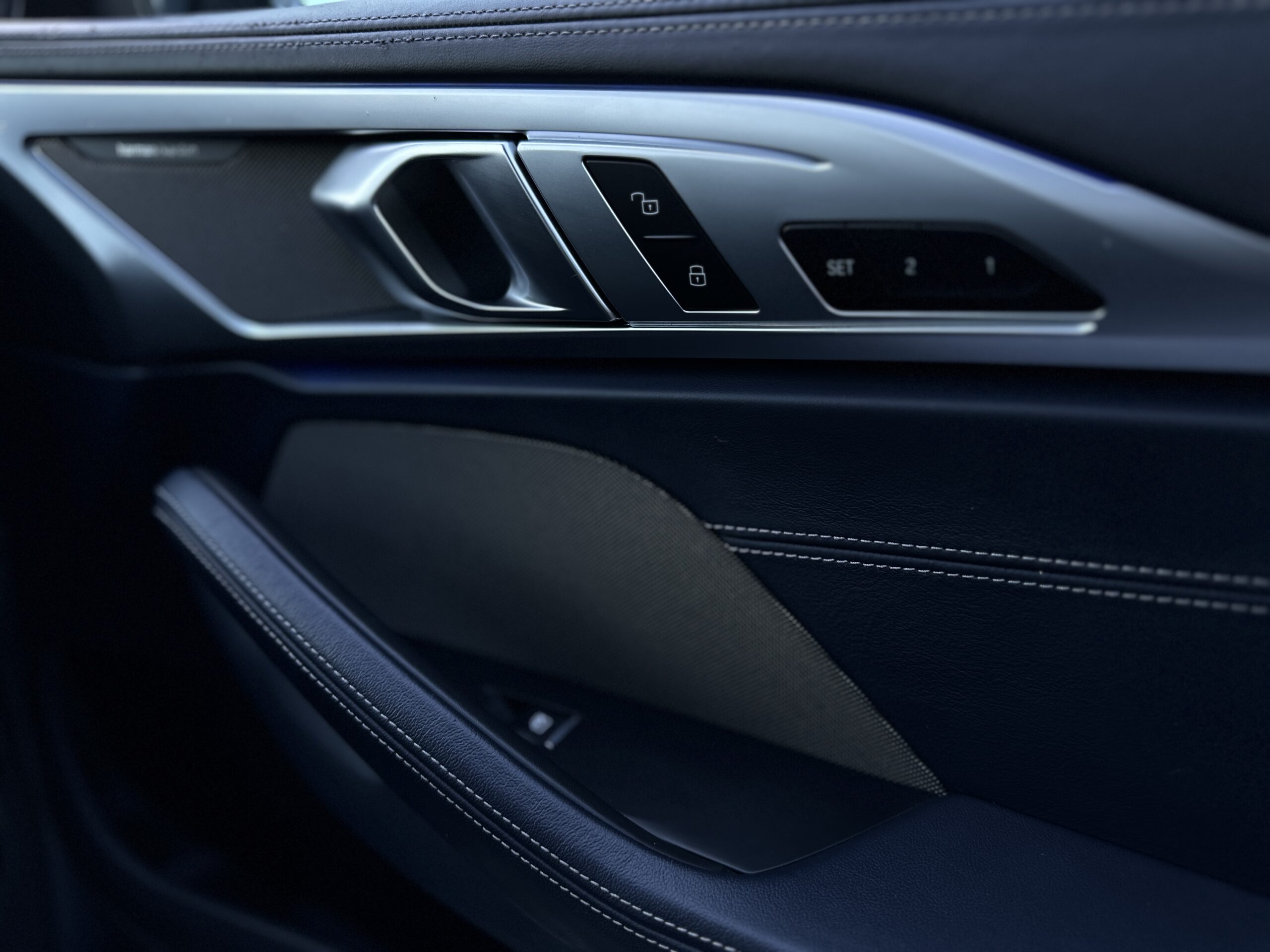 BMW M850i 2021 РОКУ