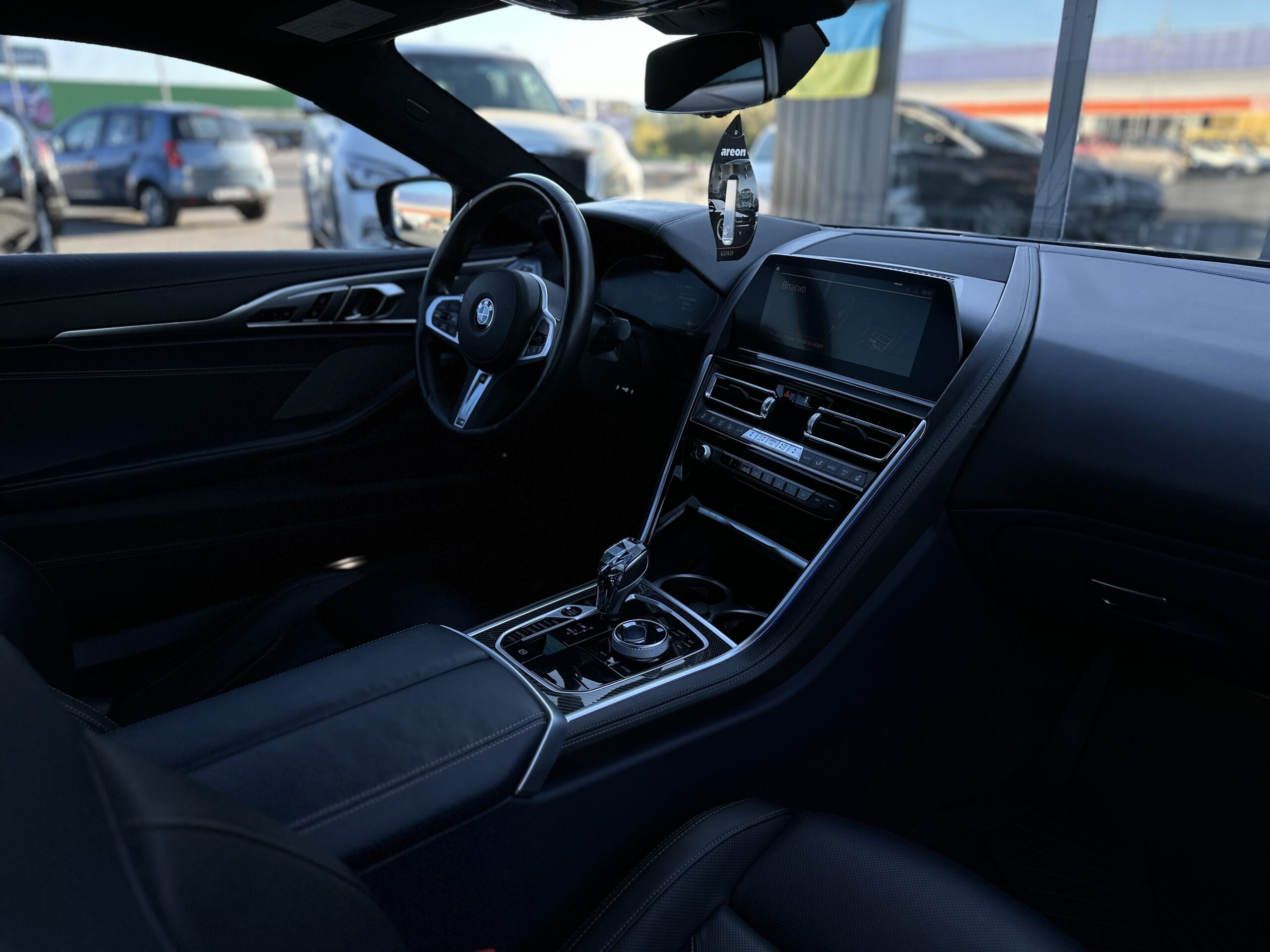 BMW M850i 2021 РОКУ