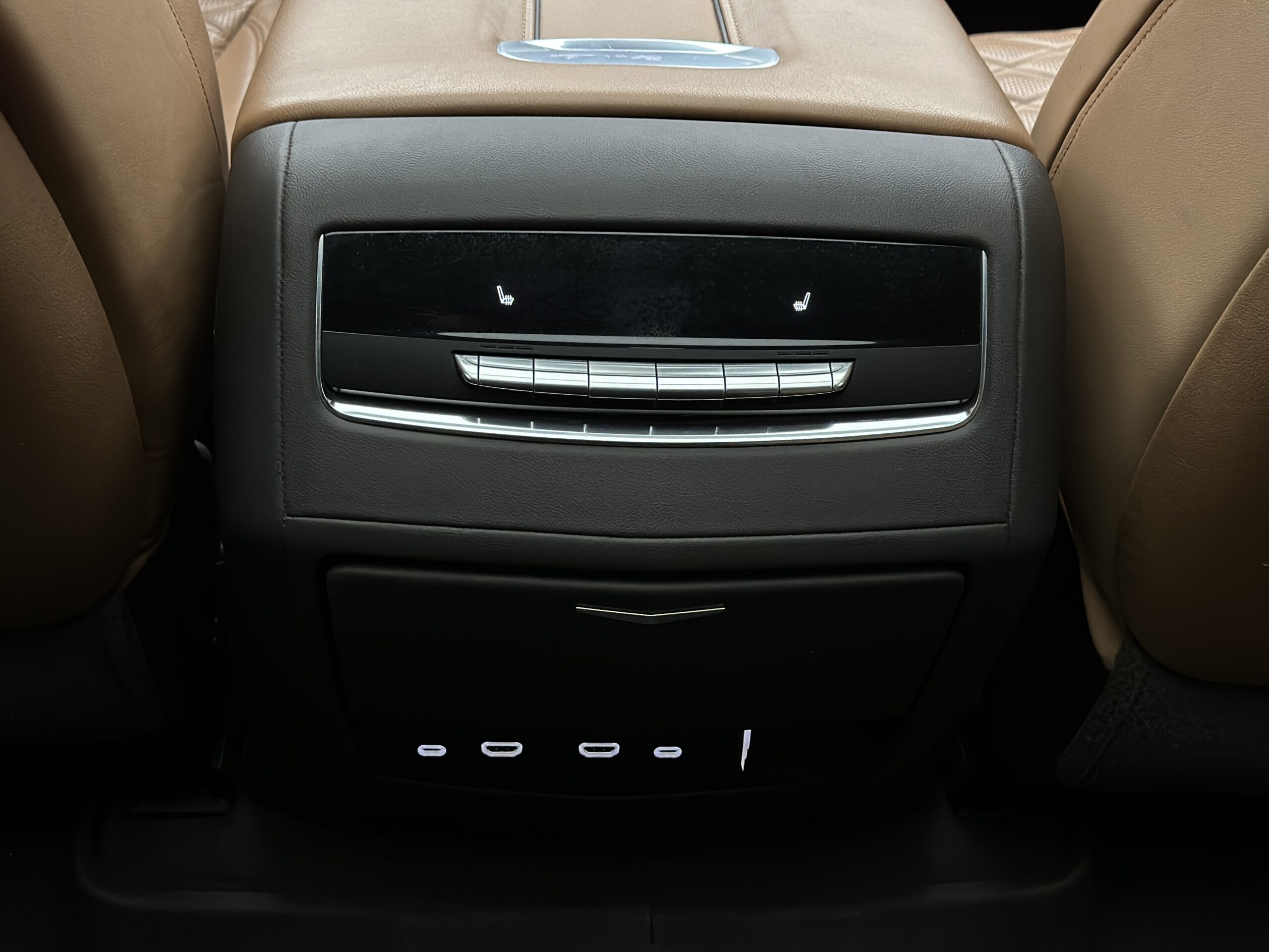 CADILLAC ESCALADE 2021 РОКУ