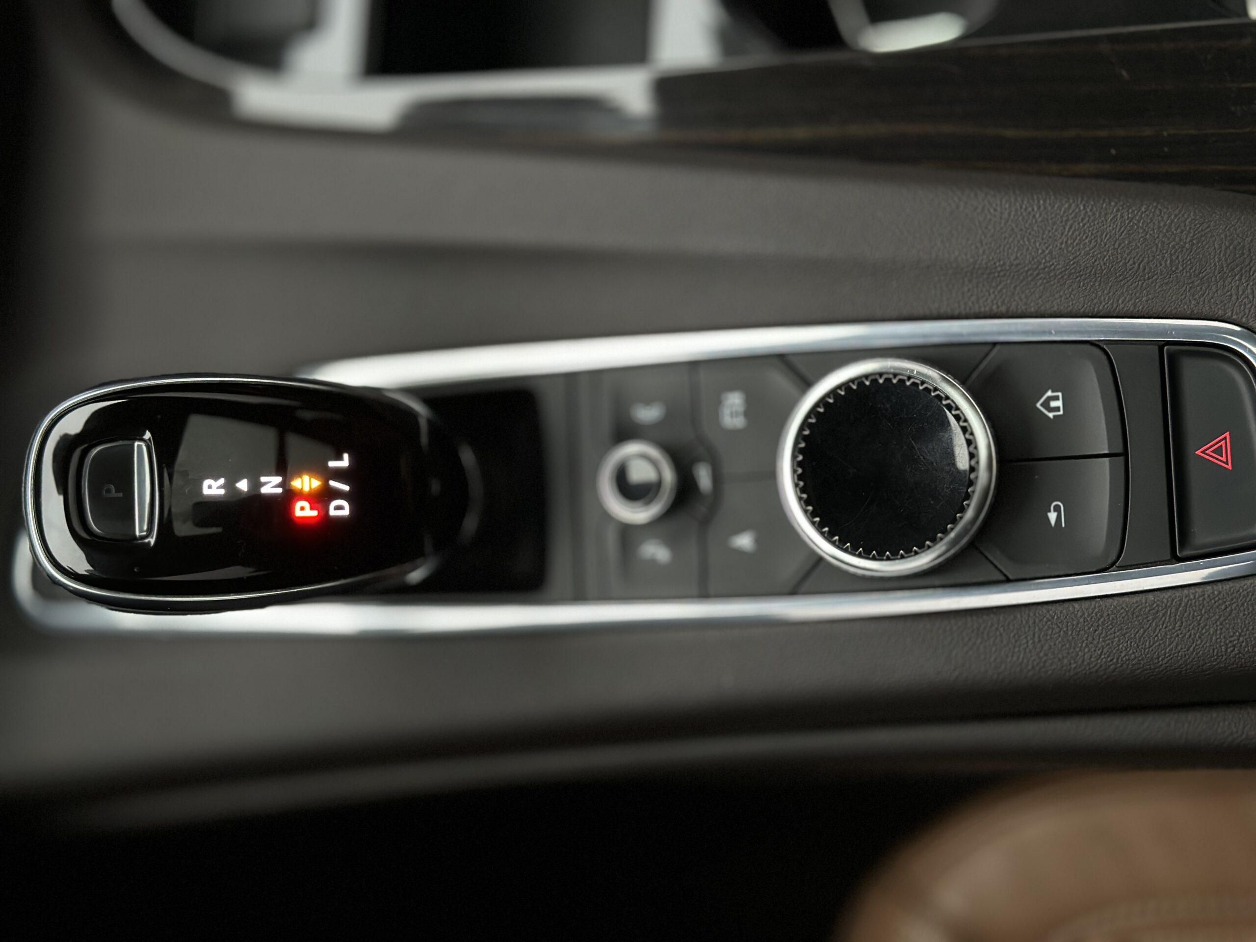 CADILLAC ESCALADE 2021 РОКУ