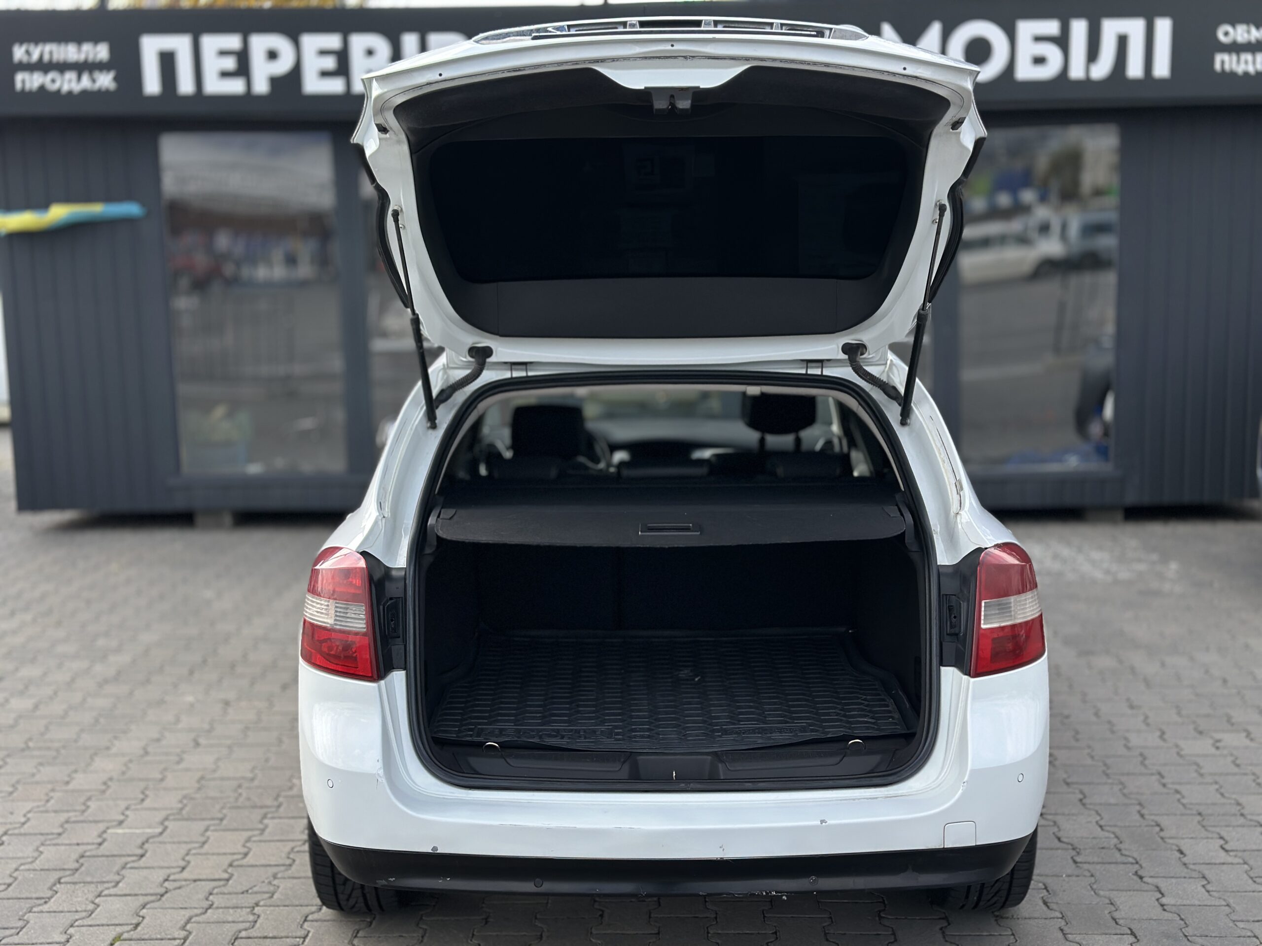 RENAULT LAGUNA 2012 РОКУ