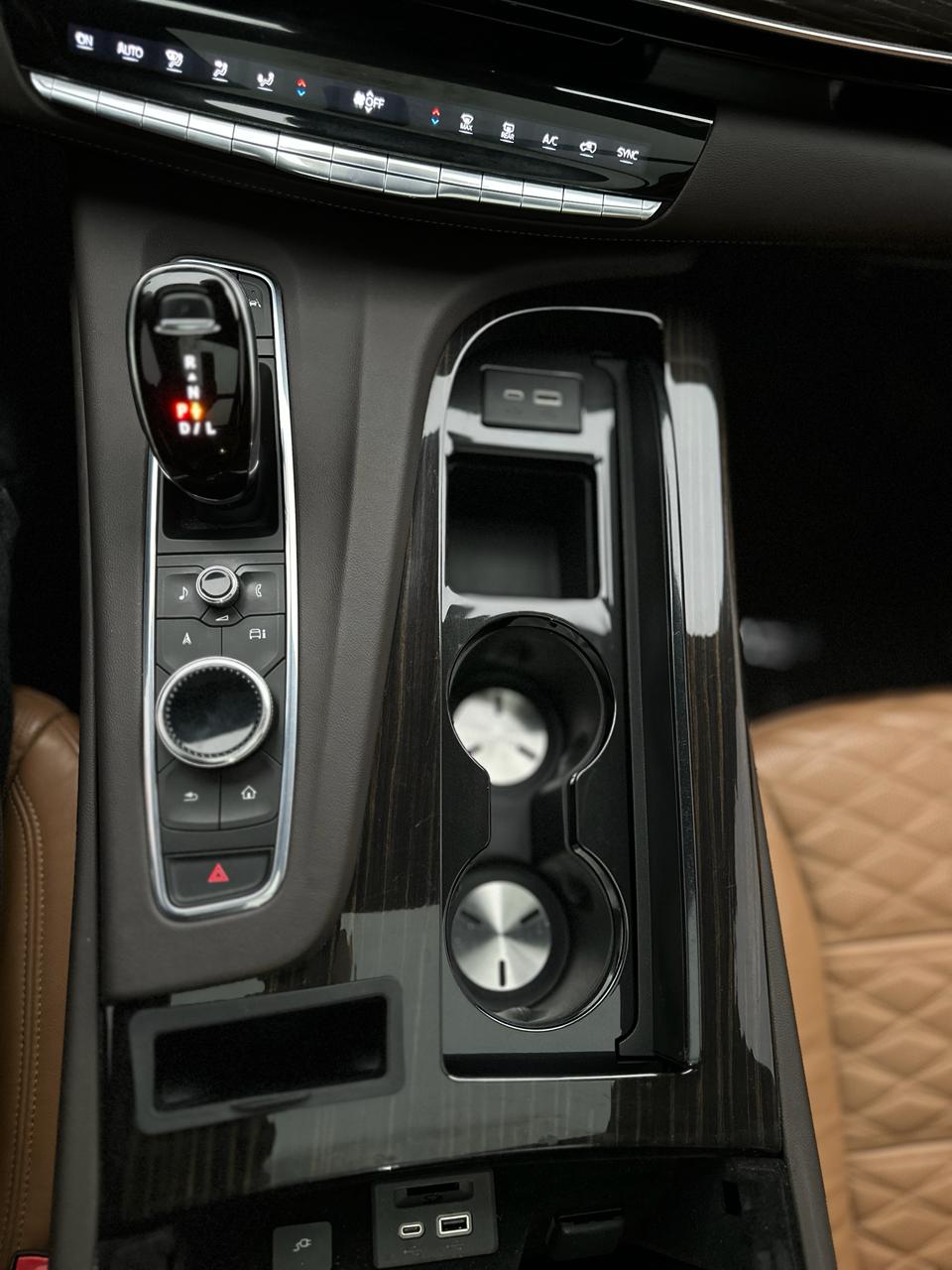 CADILLAC ESCALADE 2021 РОКУ